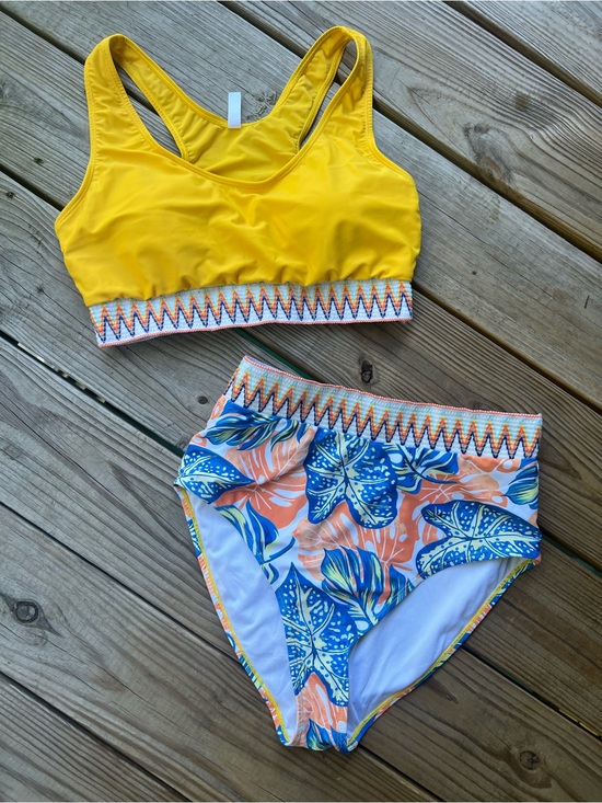 Dokotoo Other - Dokotoo Large Scoop Neck Two Piece Yellow / Flower Racerback Bikini